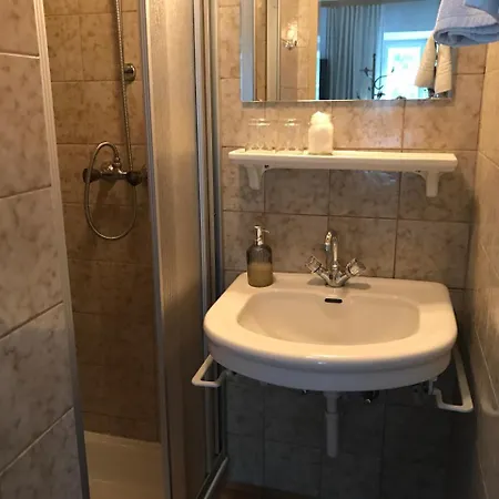 Otel Echo 2*